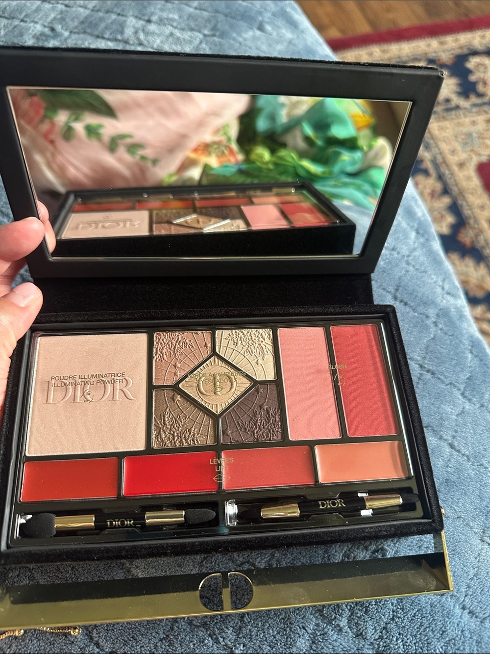 Dior Makeup Palette — Peach, Pink & Red Tones NWT - Picture 1 of 3